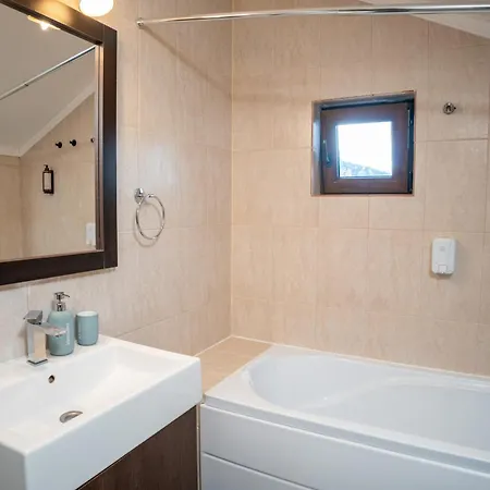 Barrique 24-4 - Breakfast Delivered & Minibar - Free Parking -officially Classified *