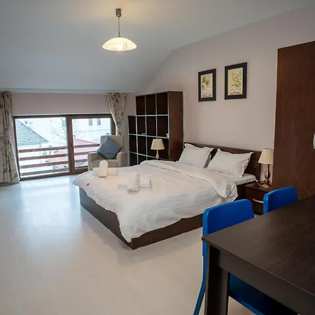 Barrique 24-4 - Breakfast Delivered & Minibar - Free Parking -officially Classified شقة براشوف